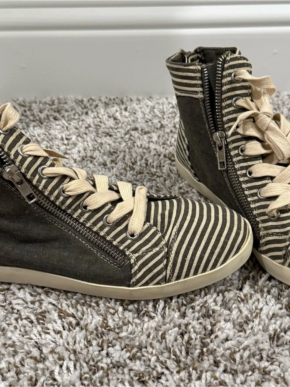 Forever 21 Black & Cream Striped High-Top Sneakers